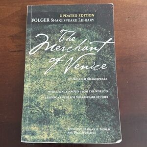 The Merchant of Venice by William Shakespeare paperback